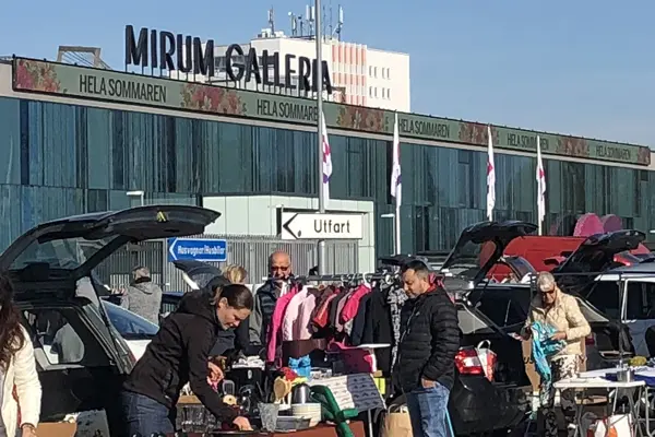 Lördagsloppisx1500.jpg