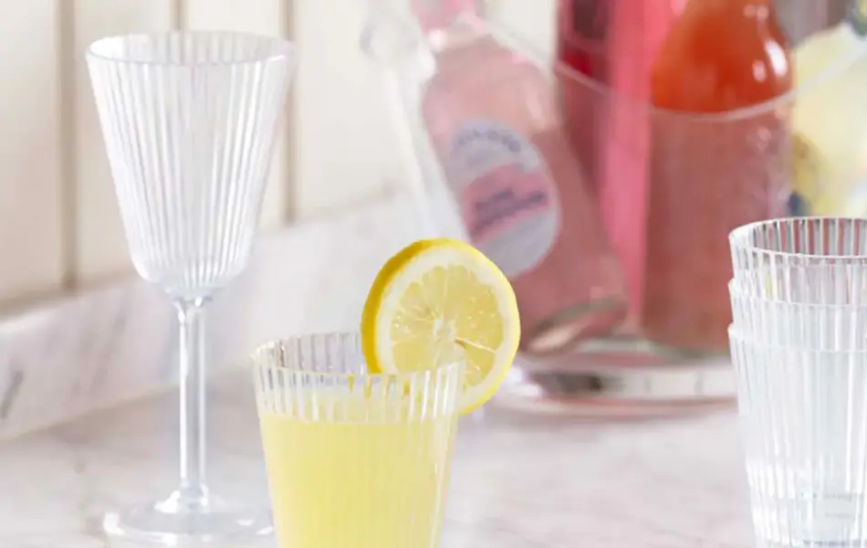 Lemonade i et glass
