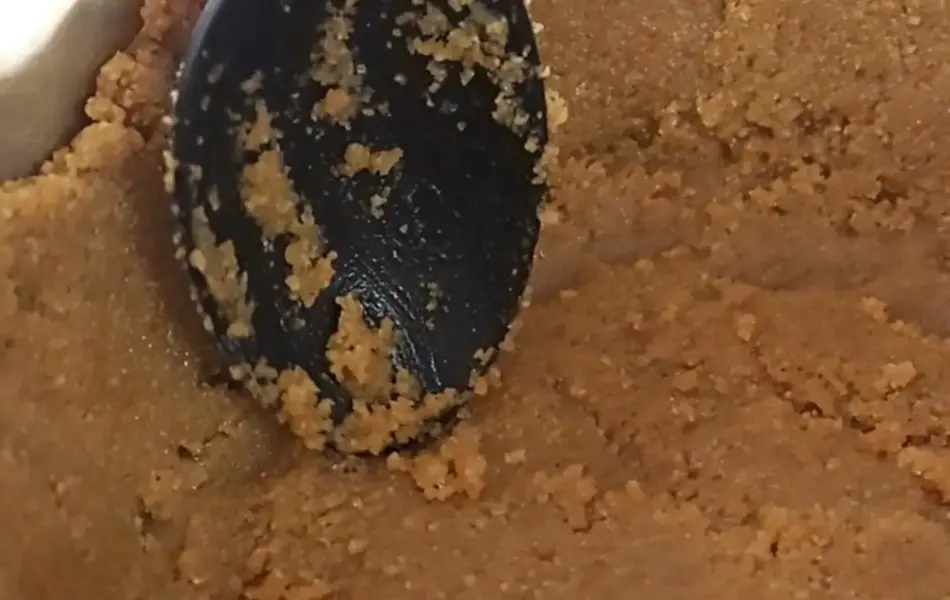 kakedeig under tilbereding