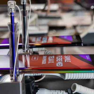 Telefoner ligger til utstilling hos Telia 