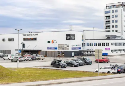 Fasade bilde Thon Senter Florø