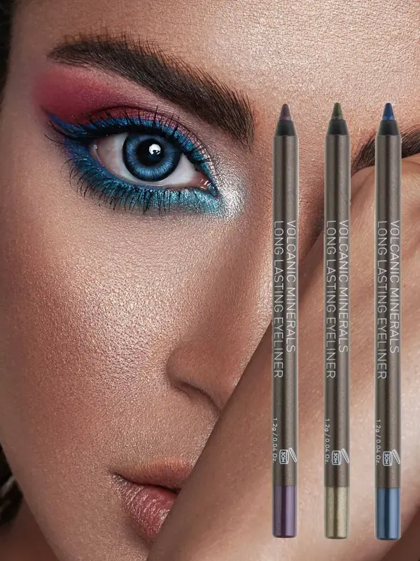 Dame med eyeliner