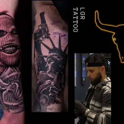 Bilde av flere tatoveringer